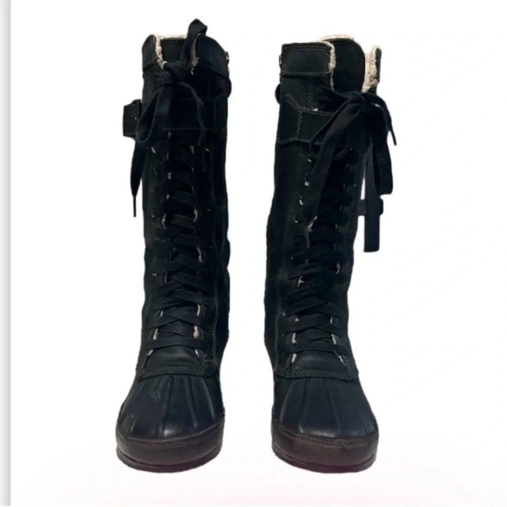 Authentic Sorel designer waterproof winter boots sz 7 Euro 38.5